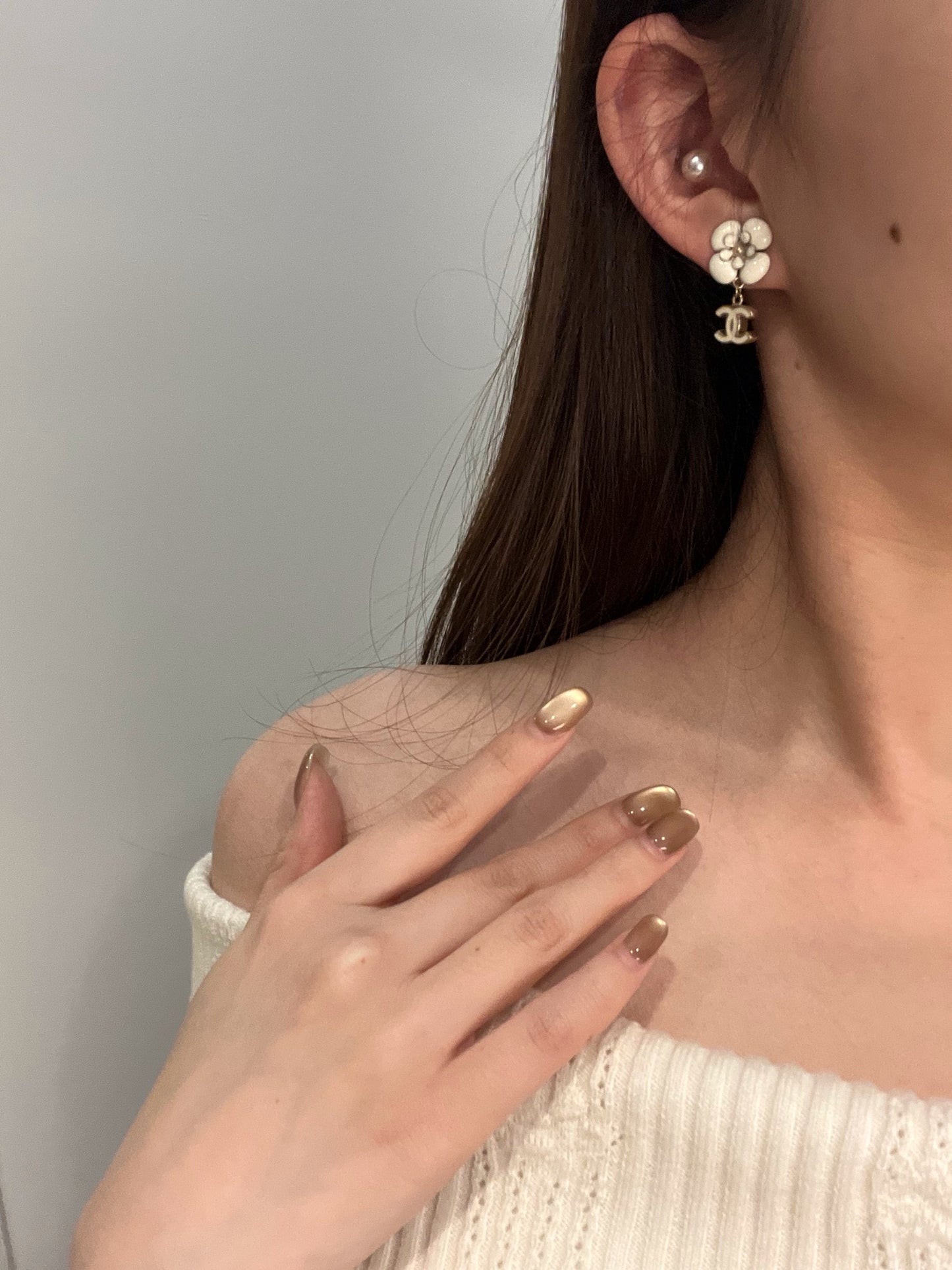Chanel 2006 Vintage Camellia CC Drop Earrings