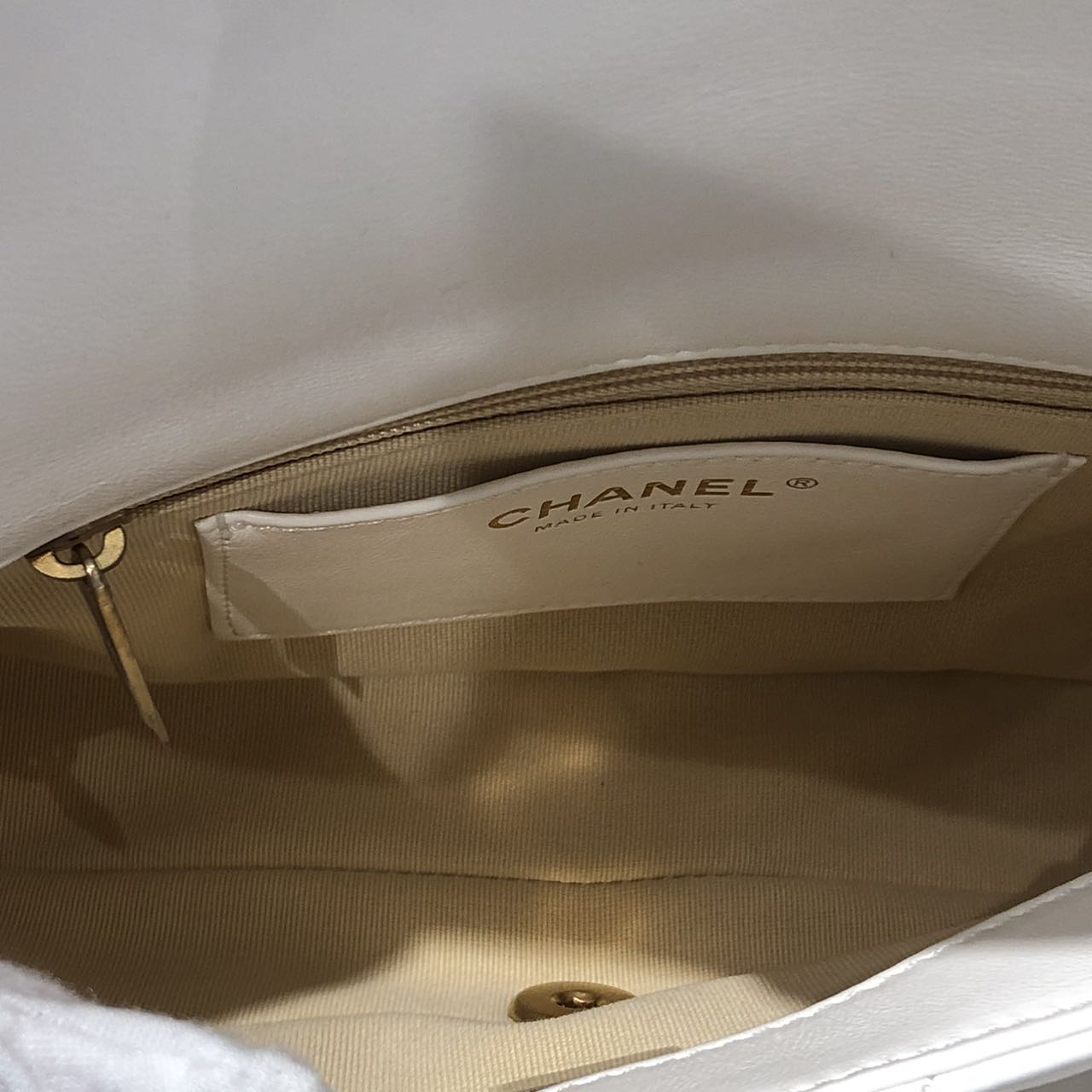 Chanel 2023 Classic Small Flap Bag in White Lambskin with Gold Hardware