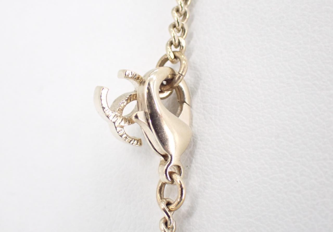 Chanel 2014 Vintage Filigree CC Pendant Necklace