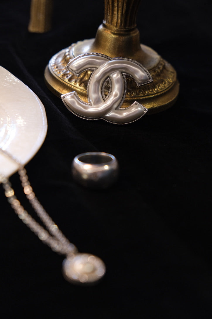 Chanel 25C Pearl Enamel CC Logo Brooch