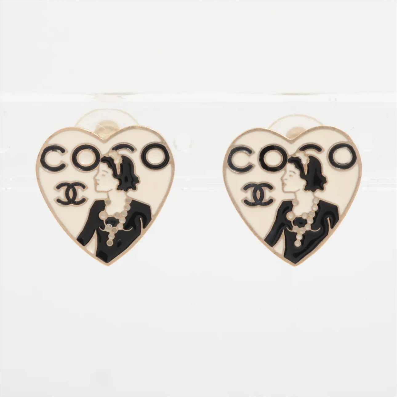 Chanel 2006 Heart-Shaped "Coco" Cameo Ear Clips