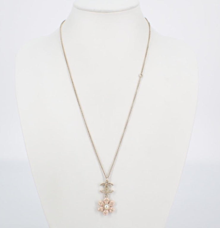 Chanel 2018 Pink Enamel Flower & Pearl CC Logo Necklace