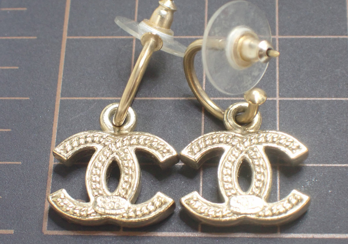 Chanel 2006 Golden Crystal CC Dangle Earrings