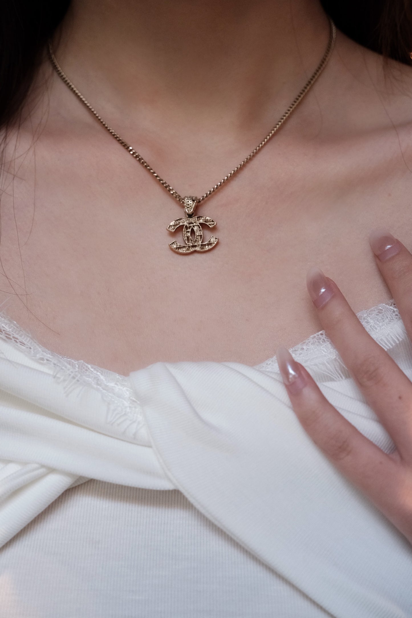 Chanel 2014 Vintage Filigree CC Pendant Necklace