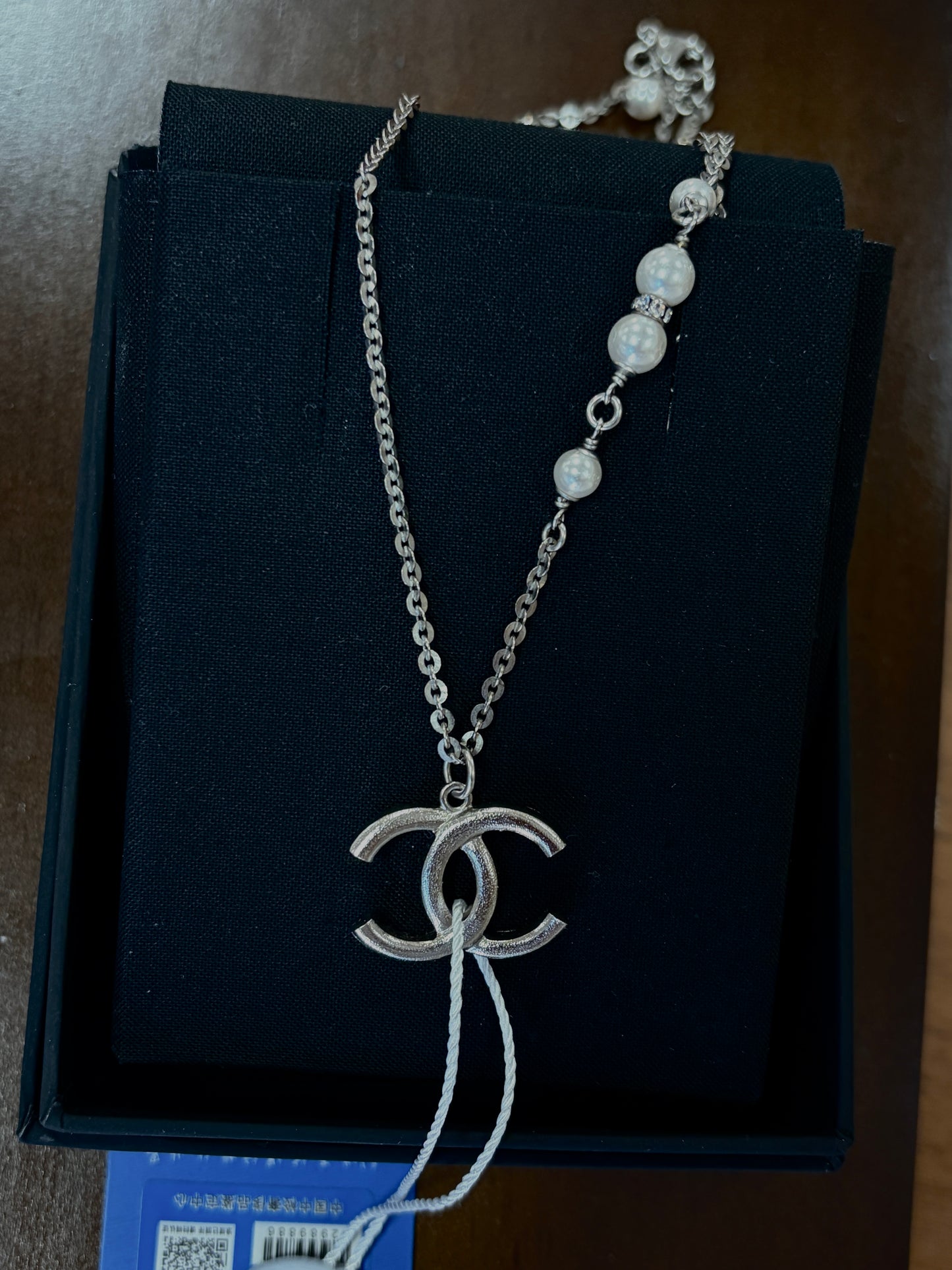 Chanel 2020 Stars Pearls Silver Adjustable Long Necklace