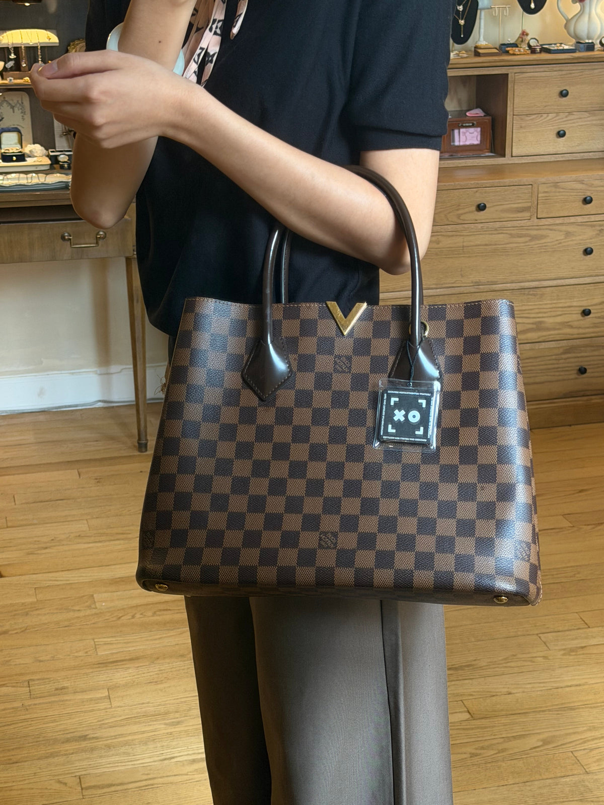 LV Classic Damier Ebene Kensington Tote Bag