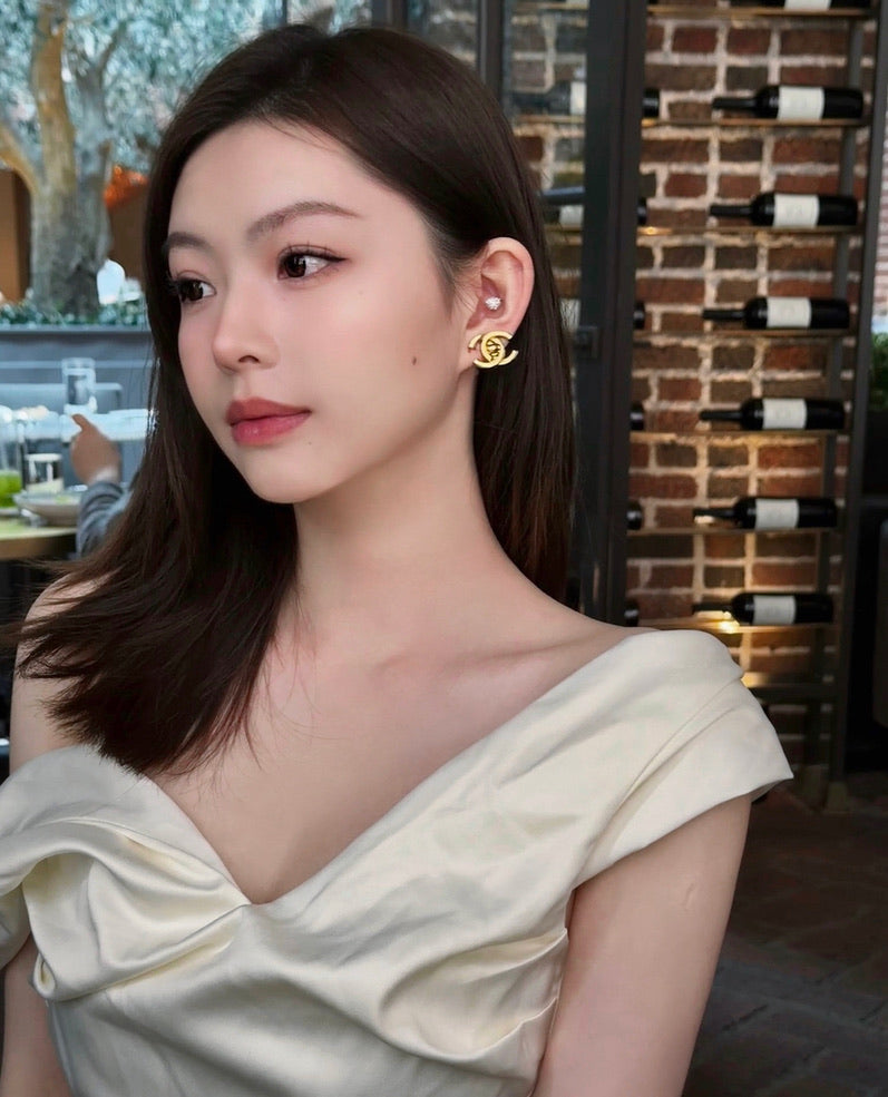 Chanel 1995 Vintage Gold-Plated CC Stud Earrings