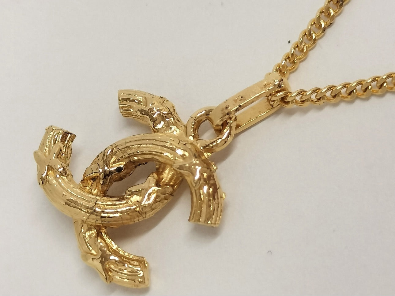 Chanel 1990s Vintage Gold CC Pendant Necklace