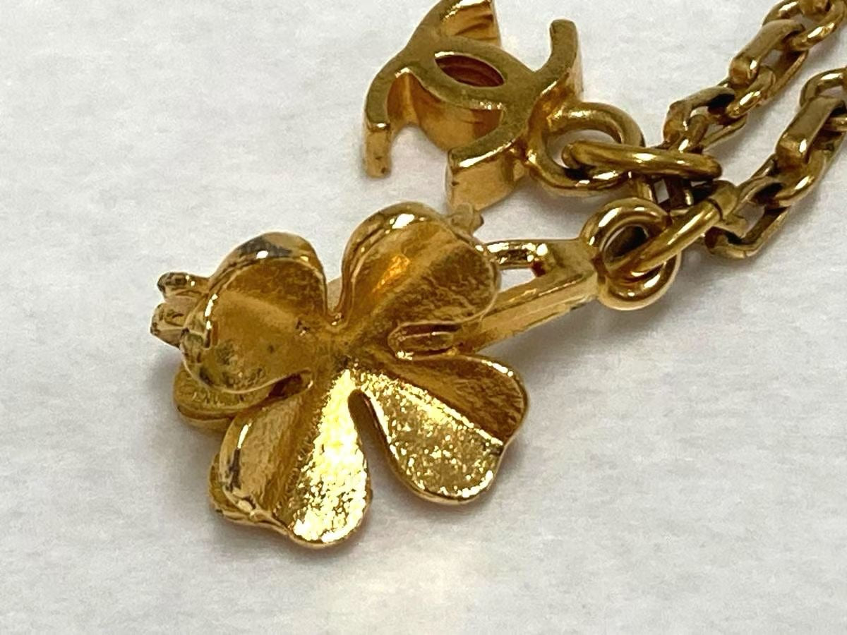 Chanel 2001 Mini Clover 24K Gold-Plated Necklace