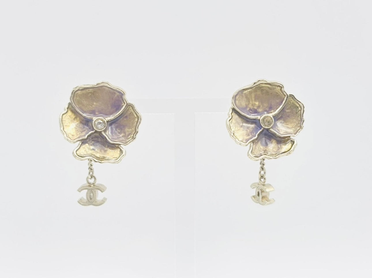 CHANEL 2013 Enamel Camellia Drop Clip-on Earrings – Lilac & Gold with CC Charm