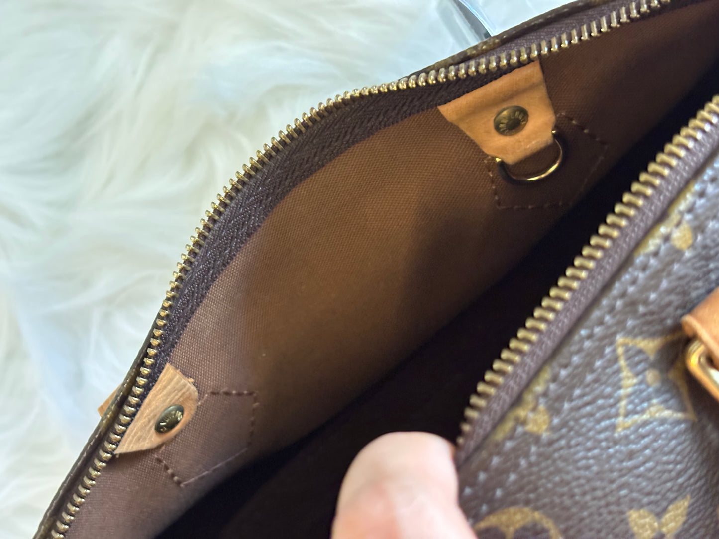 Louis Vuitton Vintage Monogram Speedy Bag