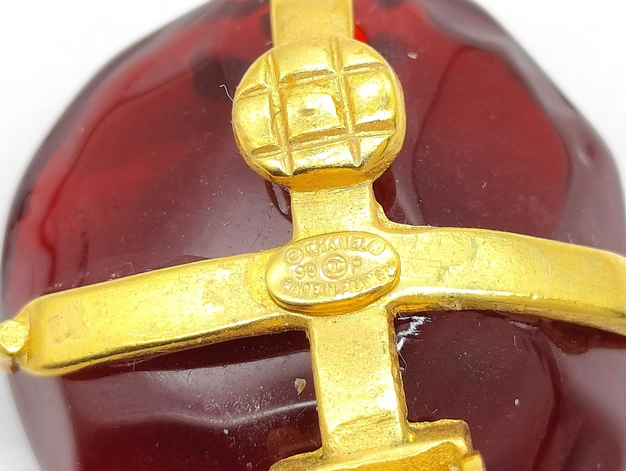 Chanel 1999 Vintage Ruby Resin & Plated Gold CC Clip-On Earrings