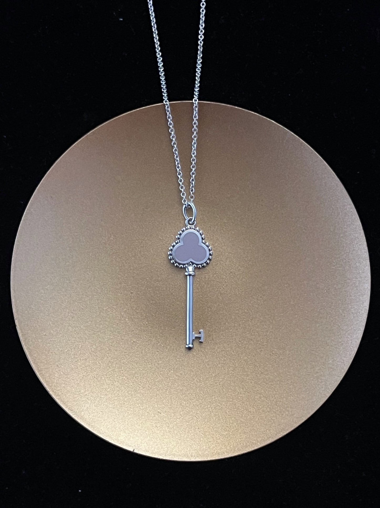 Tiffany & Co. Clover Key Pendant Necklace – Silver Tone