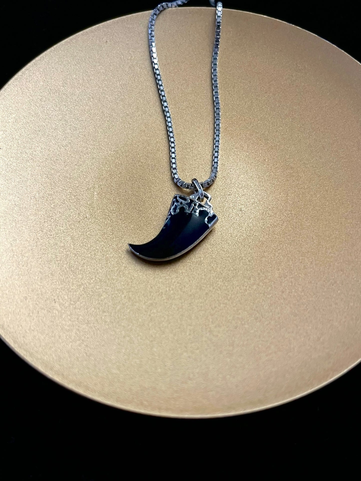 Dior Vintage Silver-Tone Engraved Black Chili Pendant Necklace