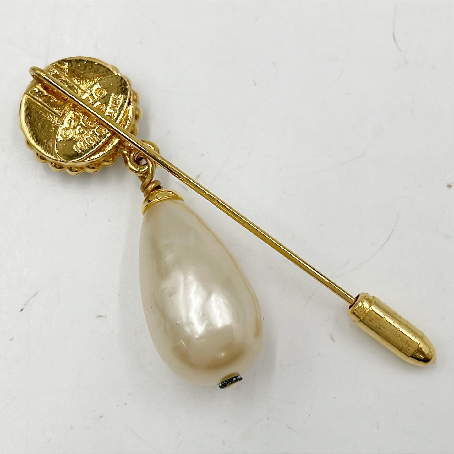Vintage Chanel 1993 Baroque Pearl Drop Pin Brooch (Gold Tone)