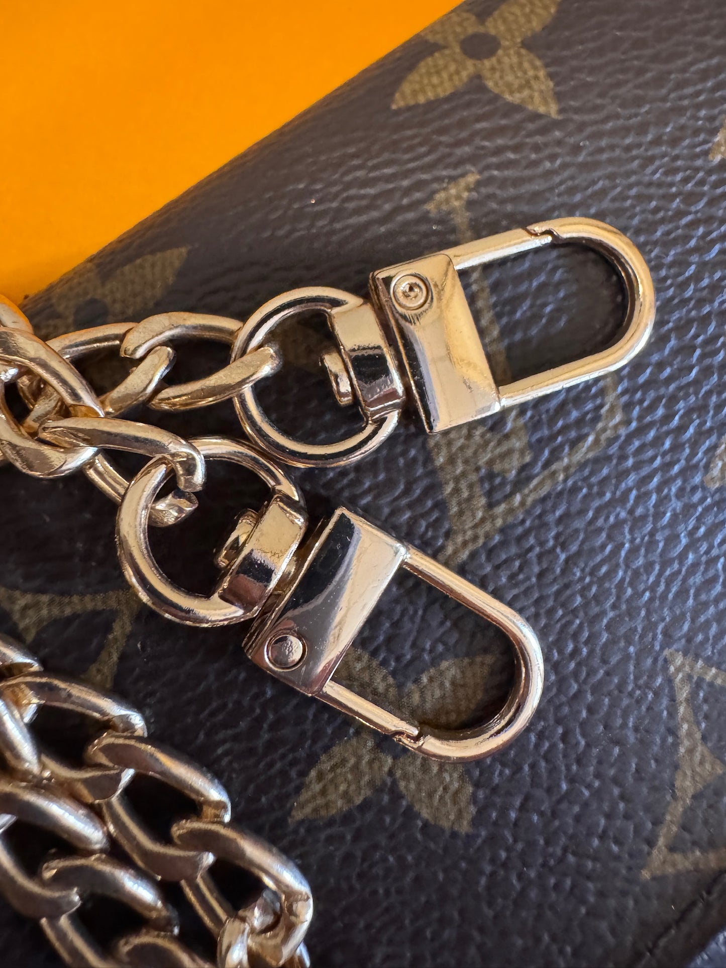 Louis Vuitton Monogram Félicie Pochette Chain Wallet