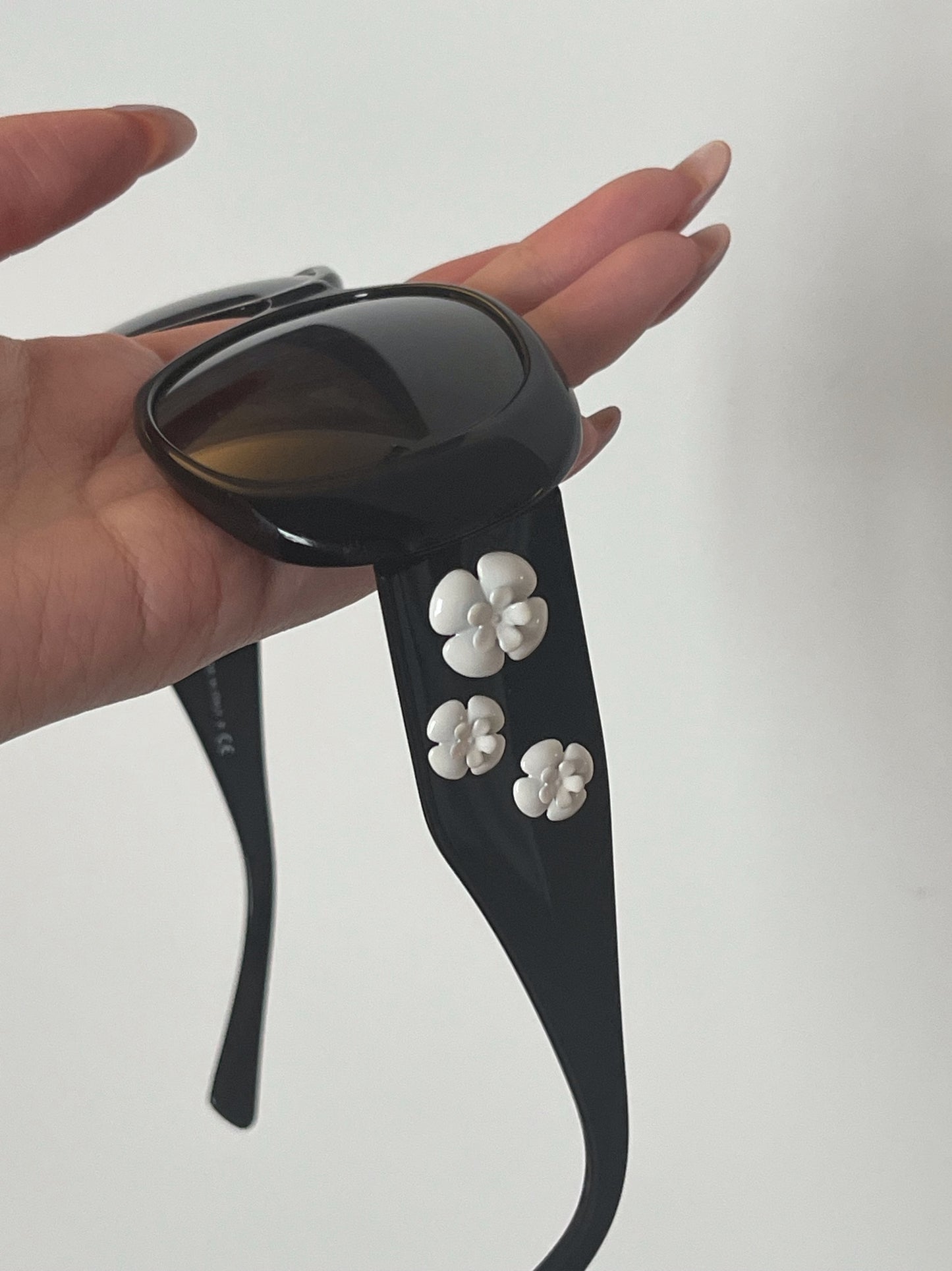 Vintage 2000s Chanel Black & White Camellia Logo Sunglasses