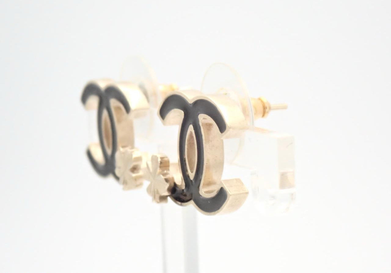 Chanel 2012 Black & Gold Clover CC Stud Earrings