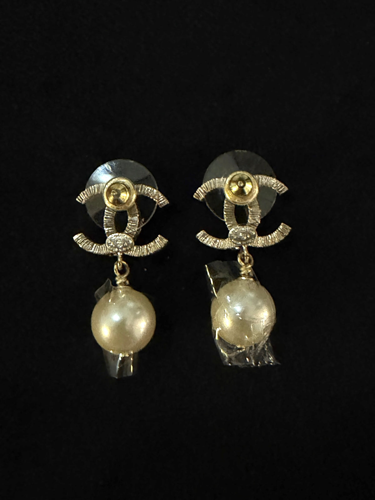 Chanel 2011 Leaf Accented CC Faux Pearl Drop Earrings