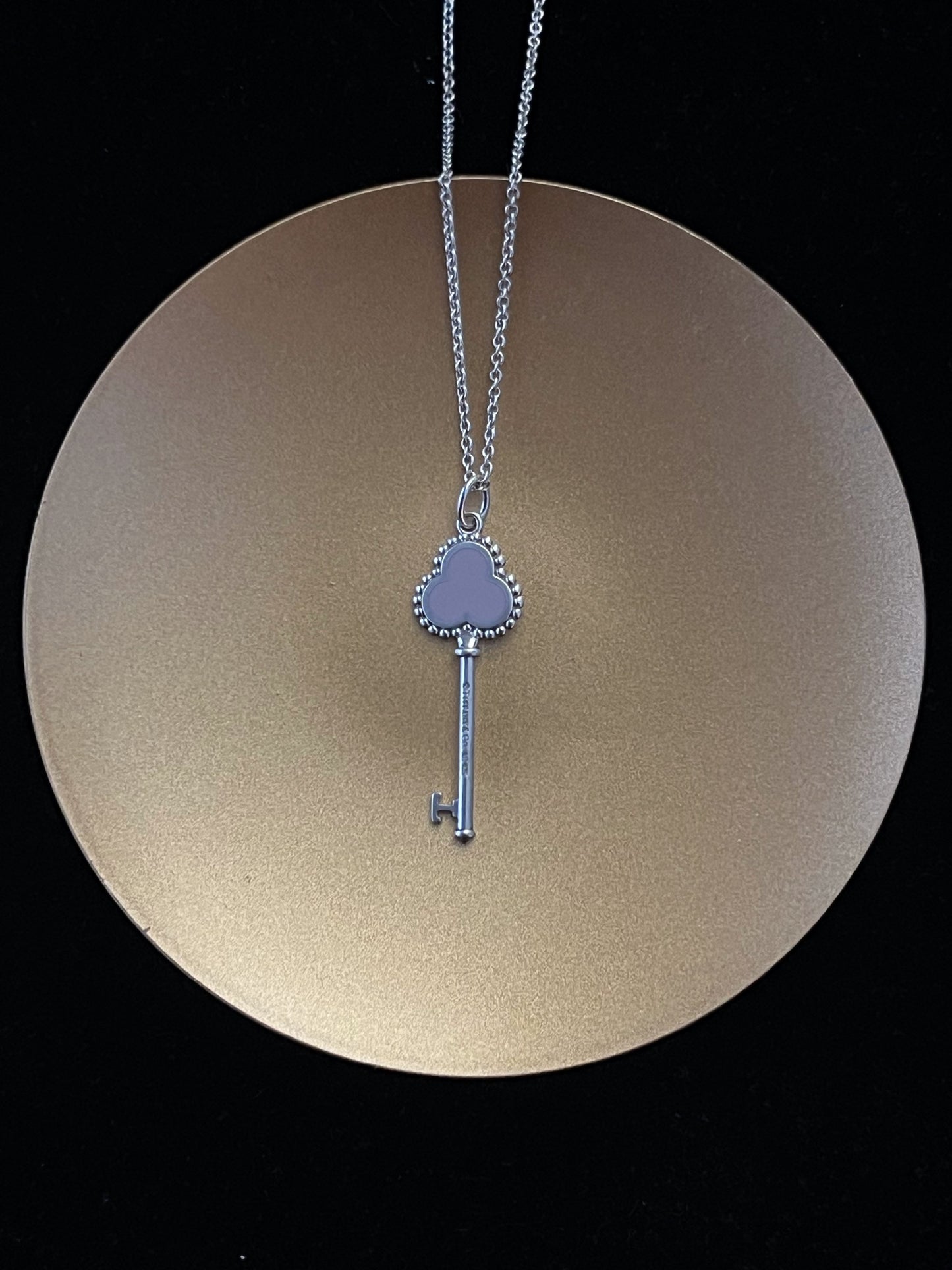 Tiffany & Co. Clover Key Pendant Necklace – Silver Tone