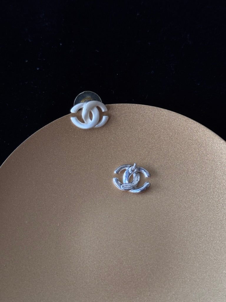 Chanel 2001 Vintage White Enamel CC Logo Earrings