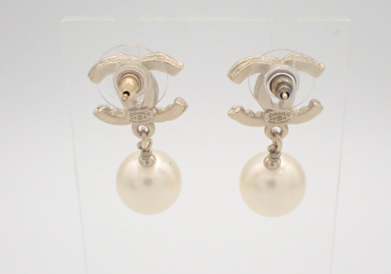 Vintage Chanel 2011 Irregular Double C Pearl Earrings