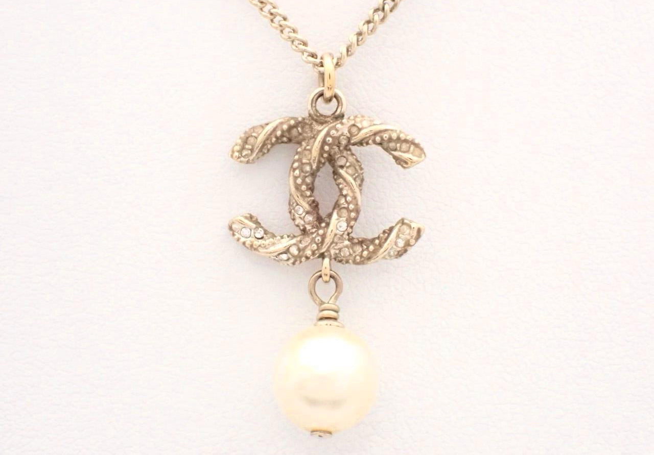 Chanel 2015 Double-Sided Twisted CC Crystal Pearl Drop Necklace
