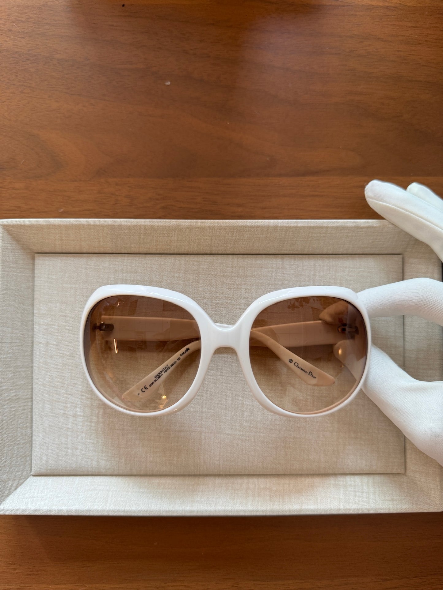 Dior White Oversized Logo Gradiant Sunglasses