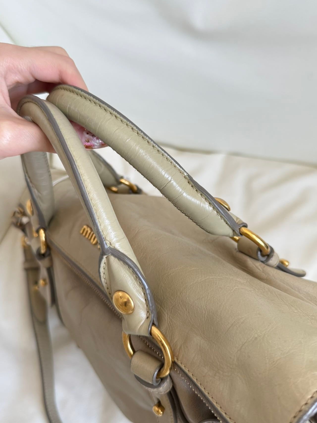 Miu Miu Vitello Lux Bow Satchel – Taupe Grey