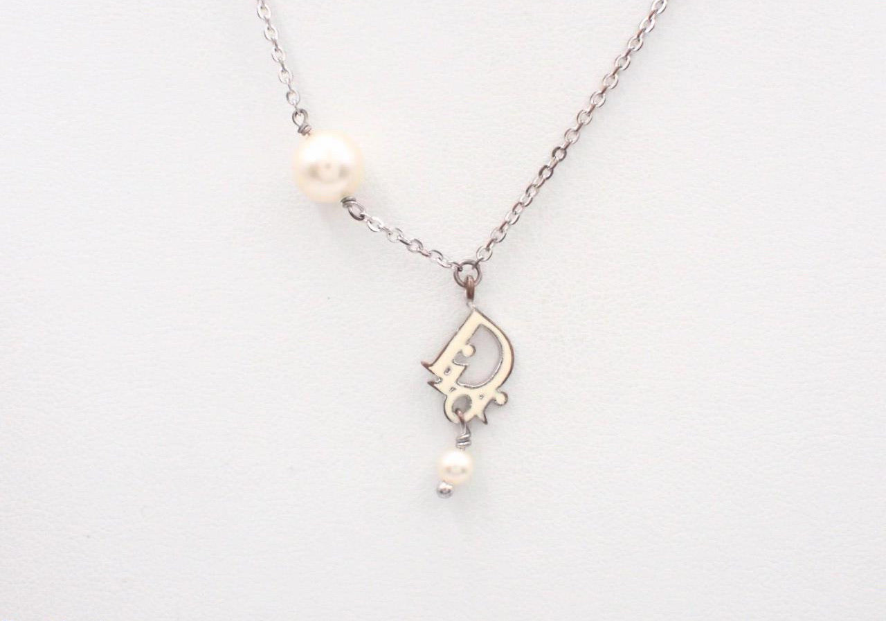 Dior Script Logo Pearl Pendant Necklace