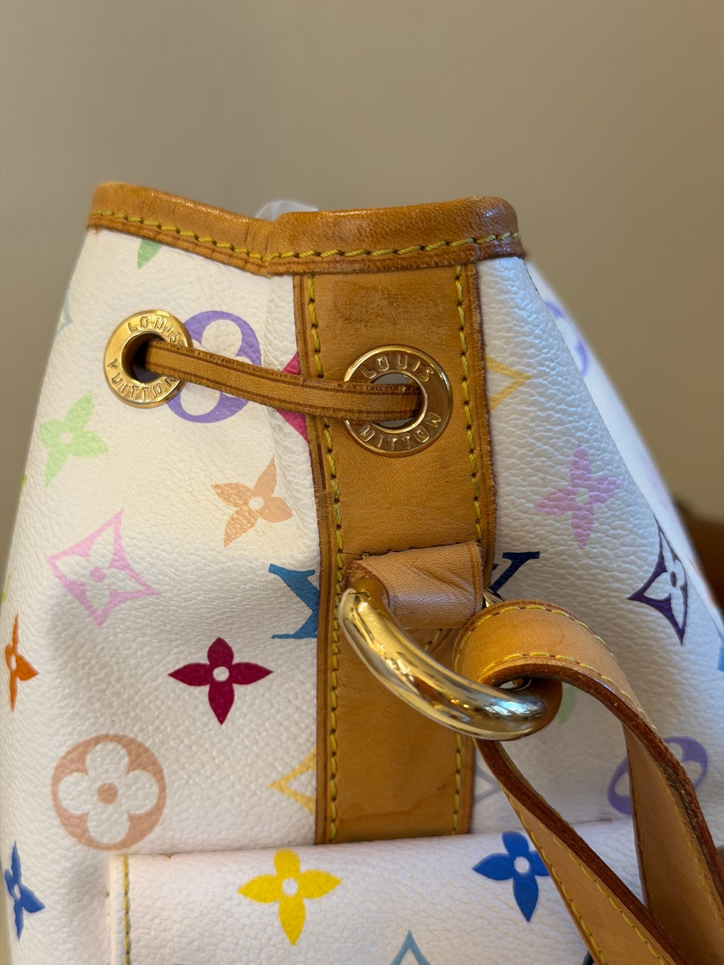 Louis Vuitton Monogram White Petit Noé Bucket Shoulder Bag