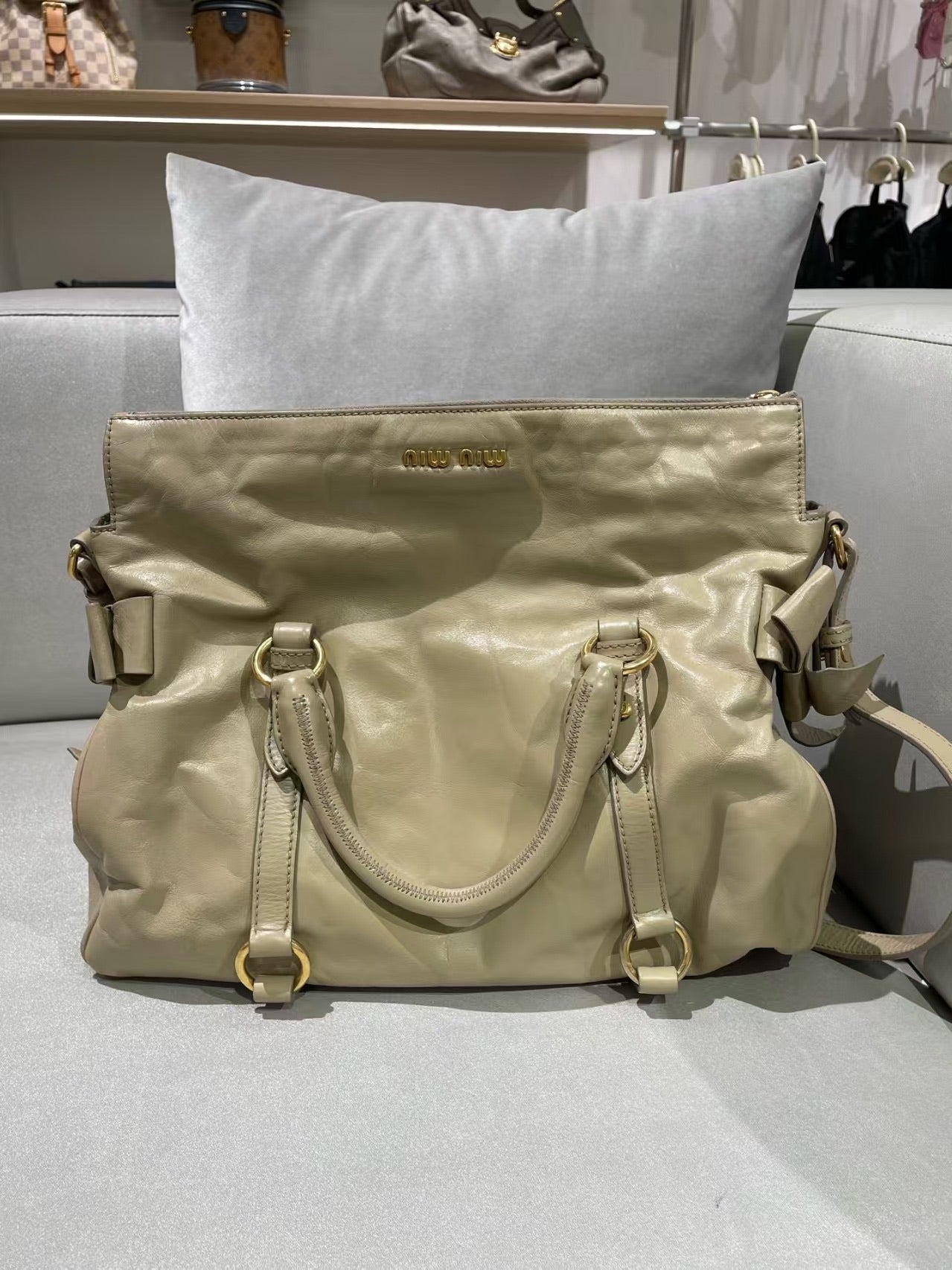 Miu Miu Vitello Lux Bow Satchel – Ivory