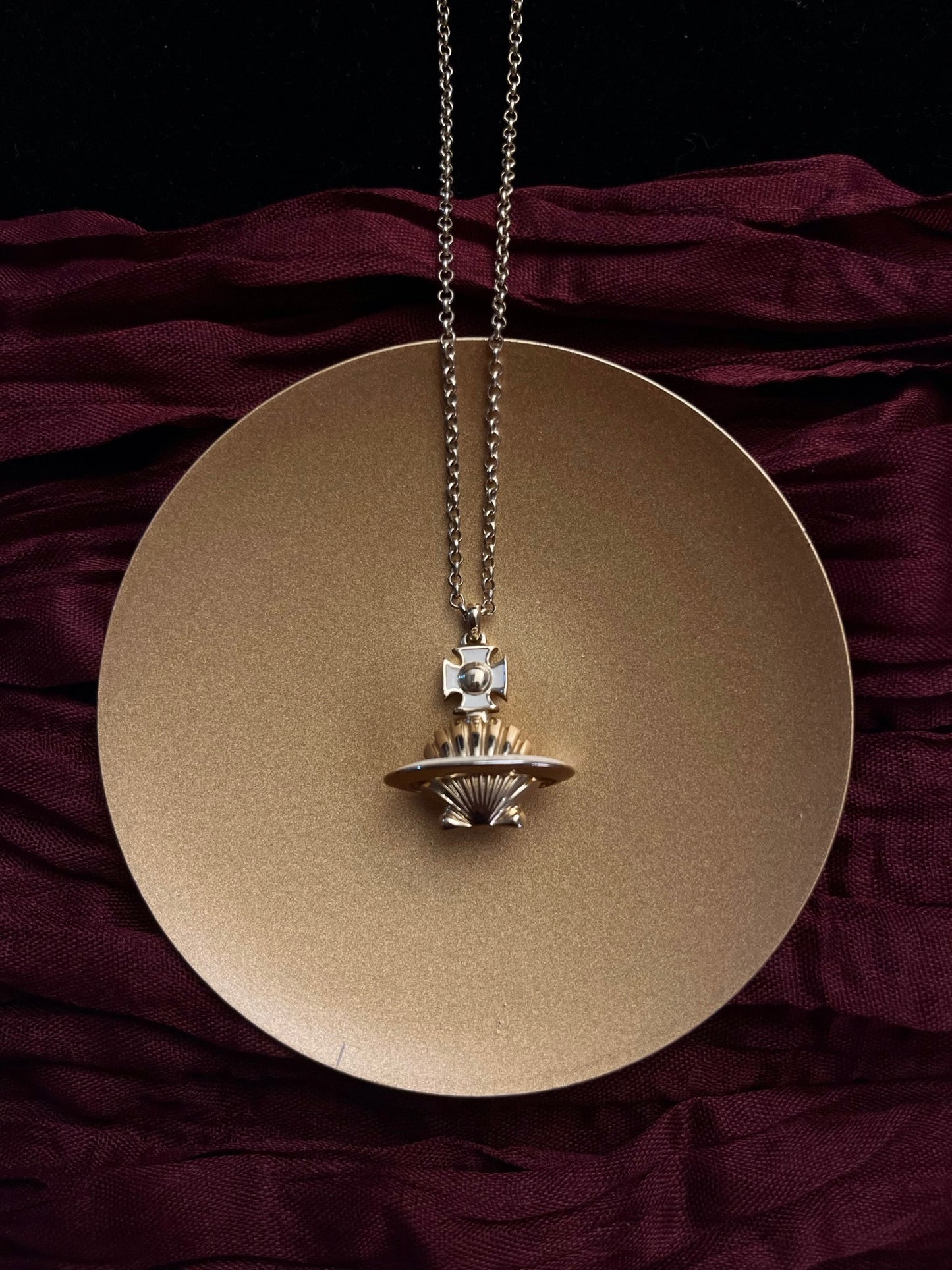 Vivienne Westwood Vintage Platinum-Tone Shell Orb Sweater Necklace