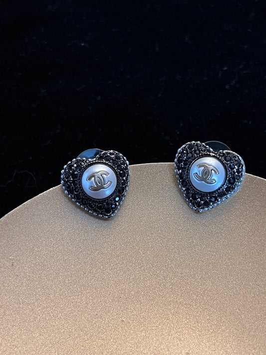 Chanel 2022 CC Black Crystal Heart Stud Earrings