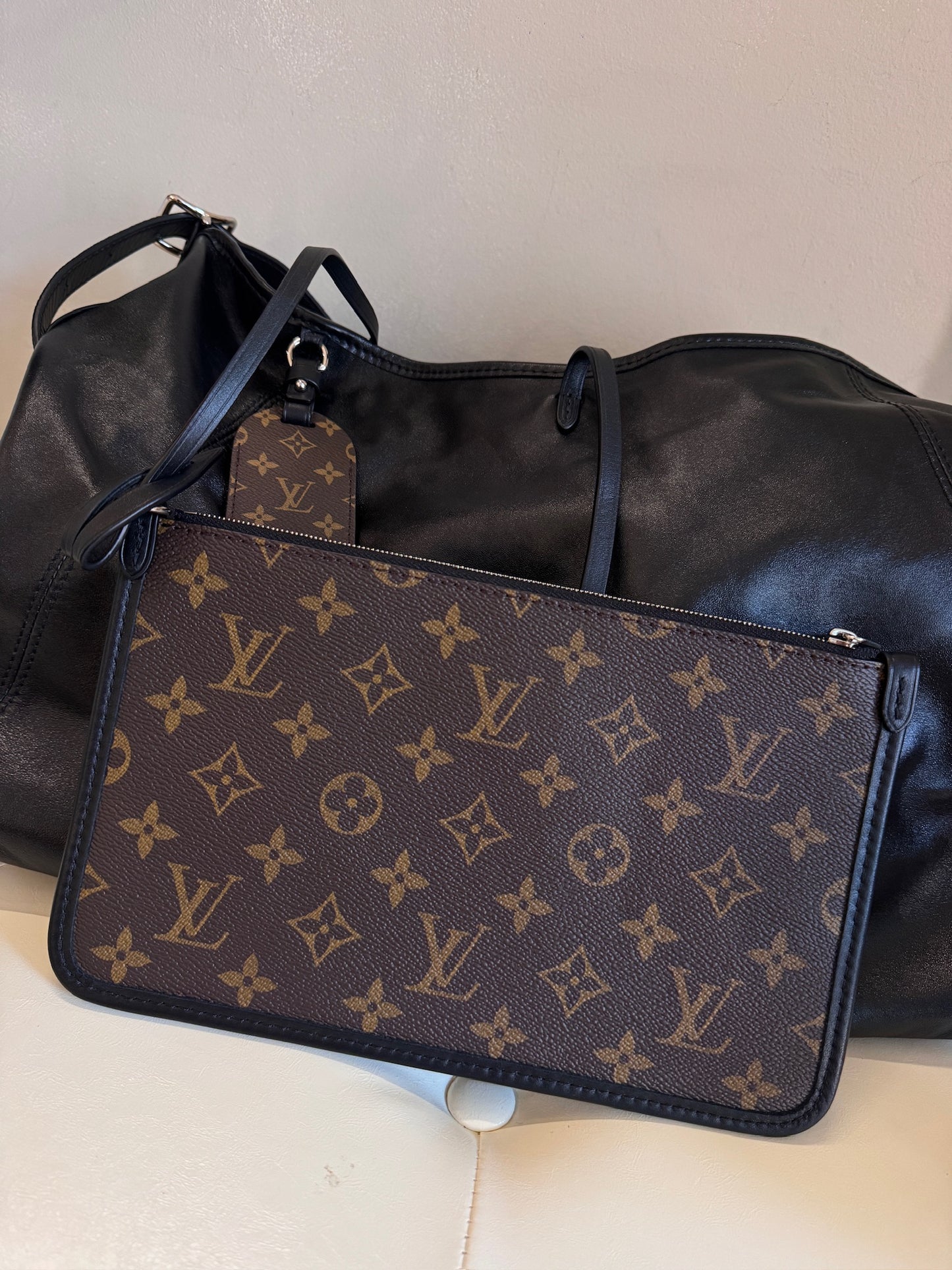 Louis Vuitton CarryAll Black Leather Shoulder Bag