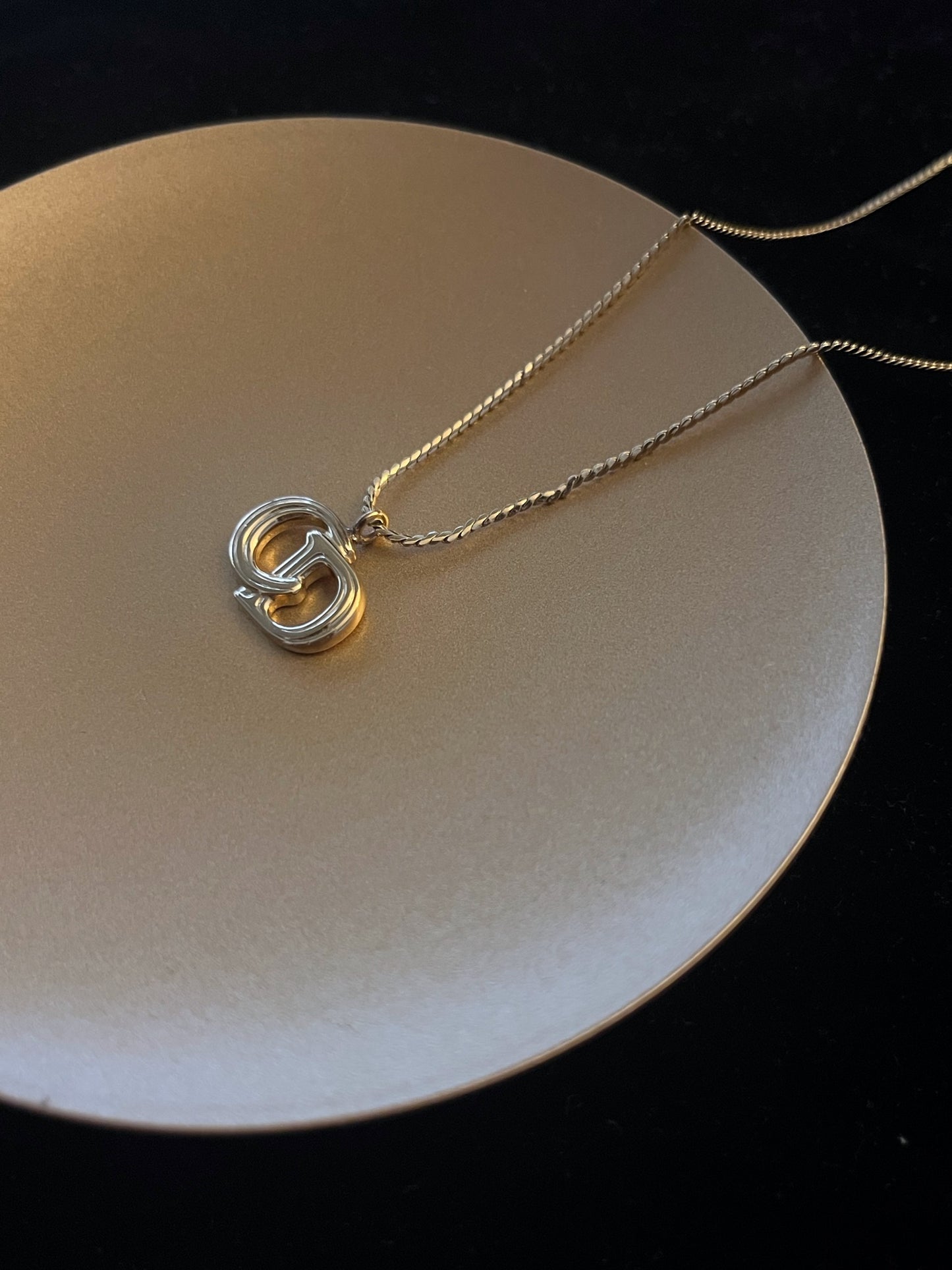 Vintage Dior Classic Large Ribbed CD Logo Necklace – Gold Tone