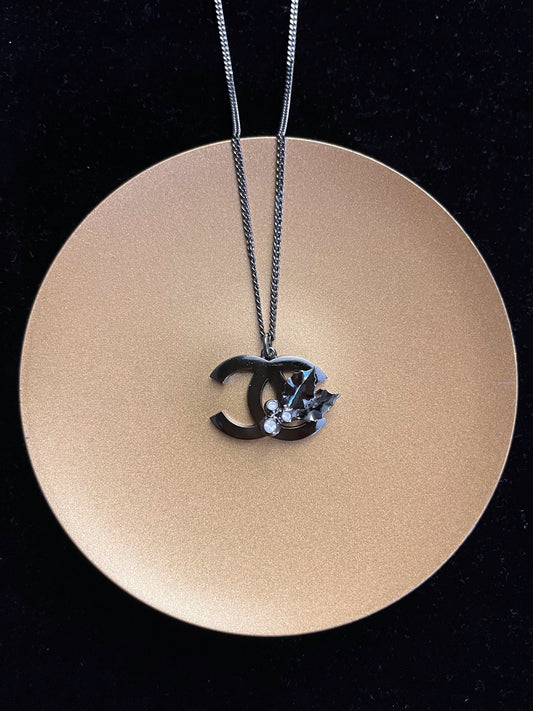 Chanel 2005 Black & Silver Double CC Wing Pendant Adjustable Necklace