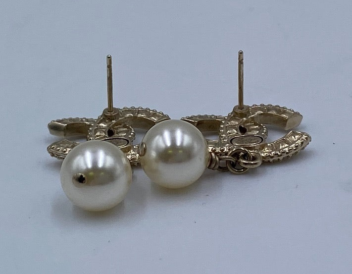 Chanel 2023 Classic Pearl Drop CC Earrings