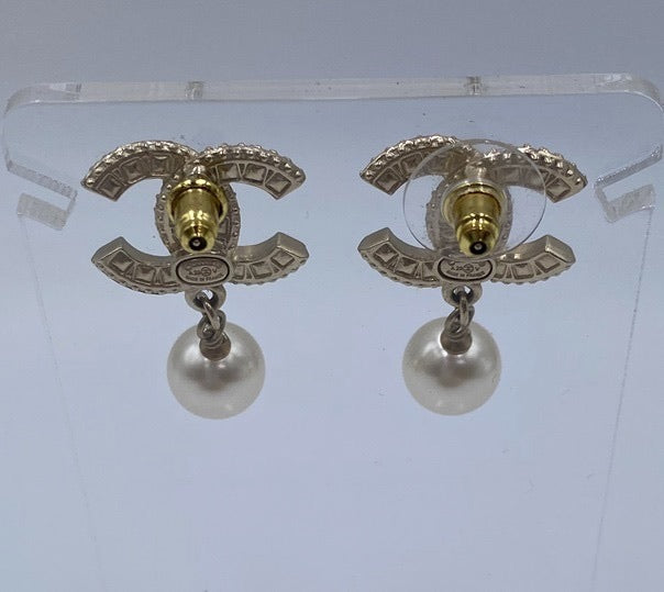 Chanel 2023 Classic Pearl Drop CC Earrings