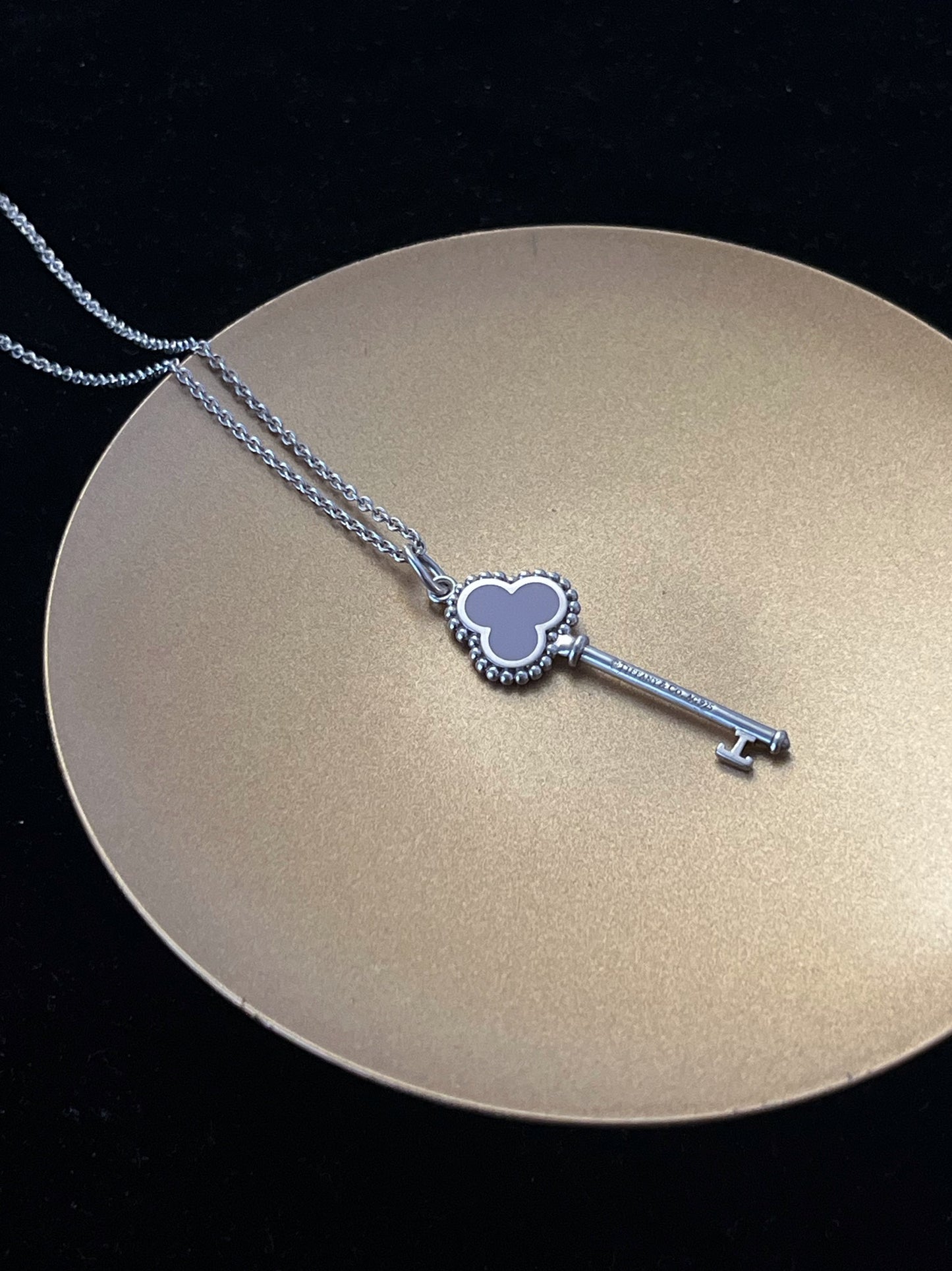 Tiffany & Co. Clover Key Pendant Necklace – Silver Tone