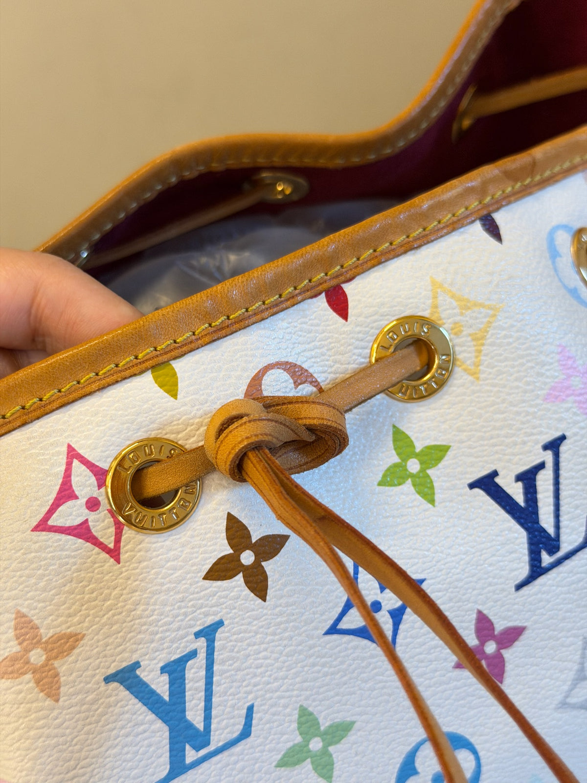 Louis Vuitton Monogram White Petit Noé Bucket Shoulder Bag