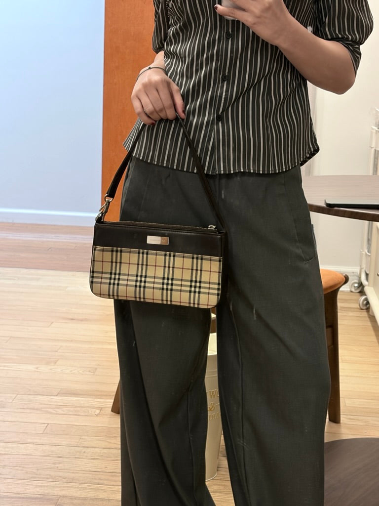 Burberry Vintage Nova Check Shoulder Bag