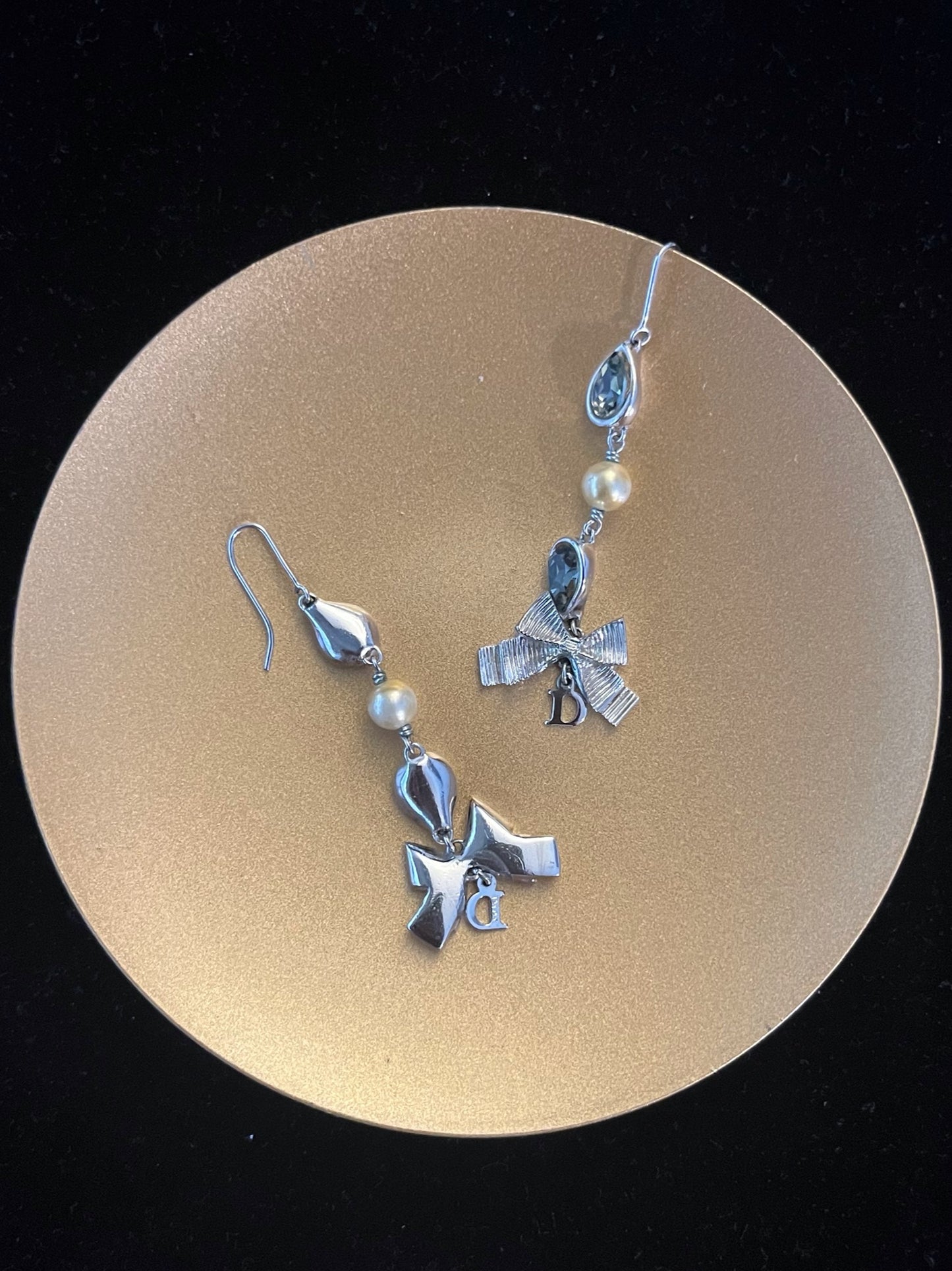 Vintage Dior Pearl Bow Drop Earrings – Silver Tone