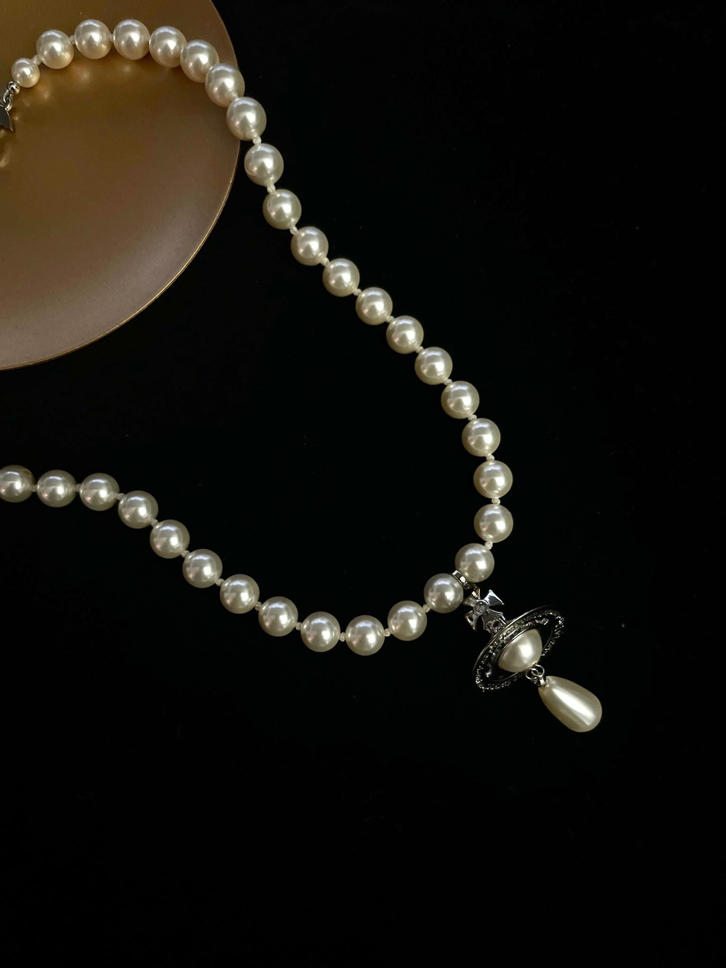 Vivienne Westwood Eternal Pearl Teardrop Choker