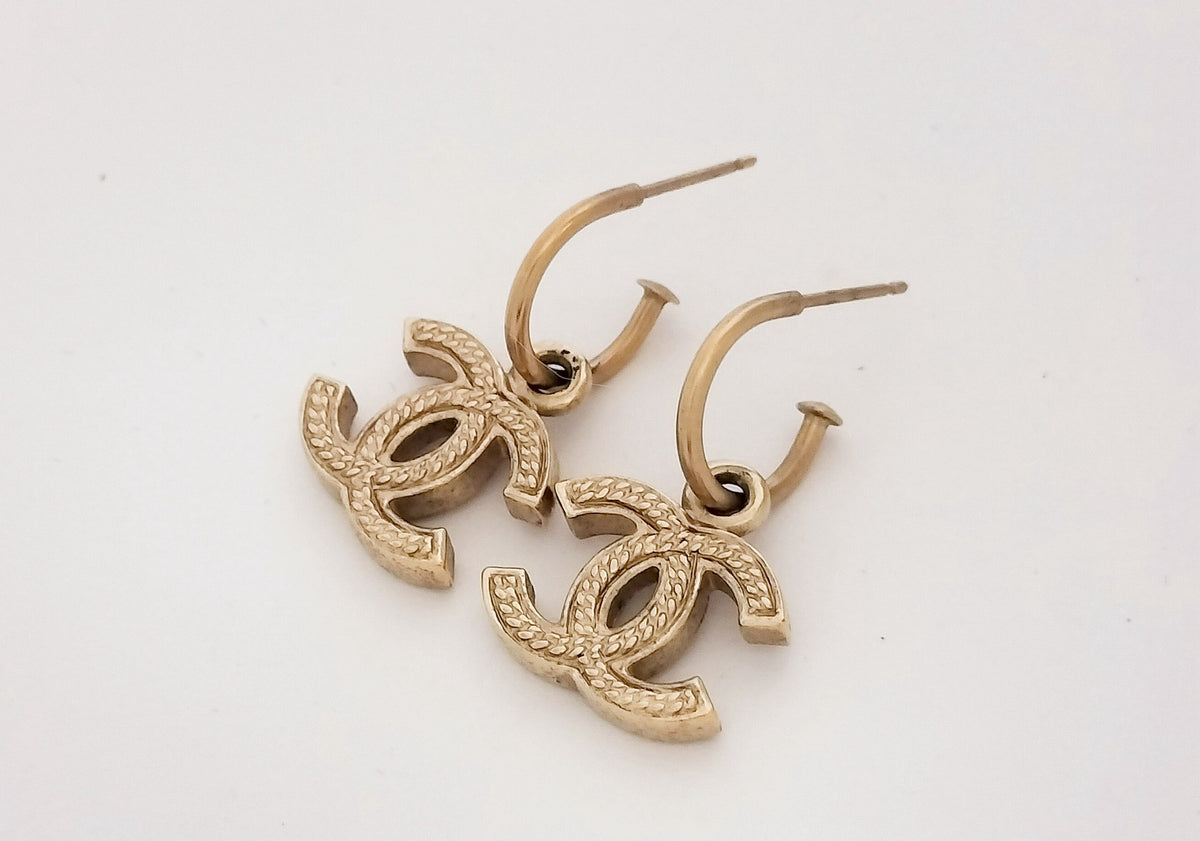 Chanel 2006 Golden Crystal CC Dangle Earrings