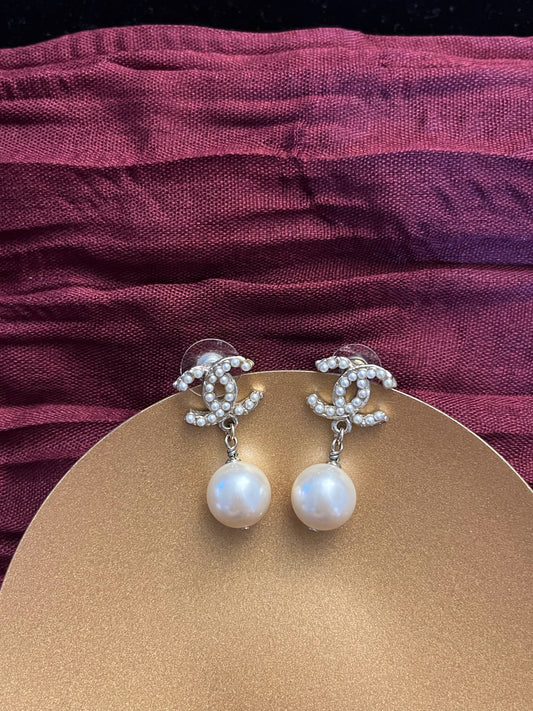 Vintage Chanel 2011 Irregular Double C Pearl Earrings