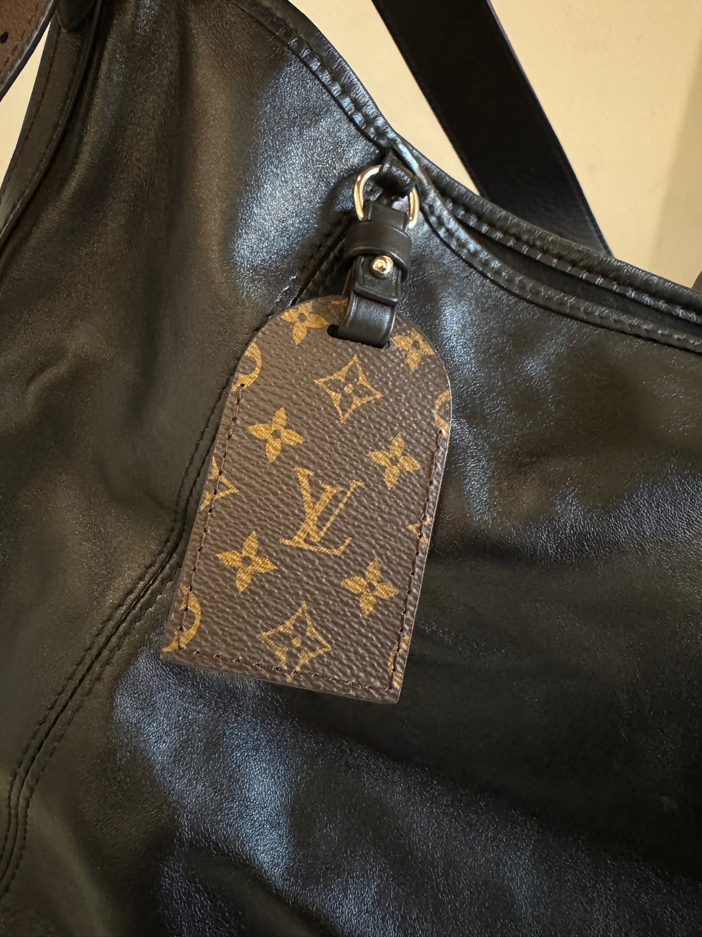 Louis Vuitton CarryAll Black Leather Shoulder Bag