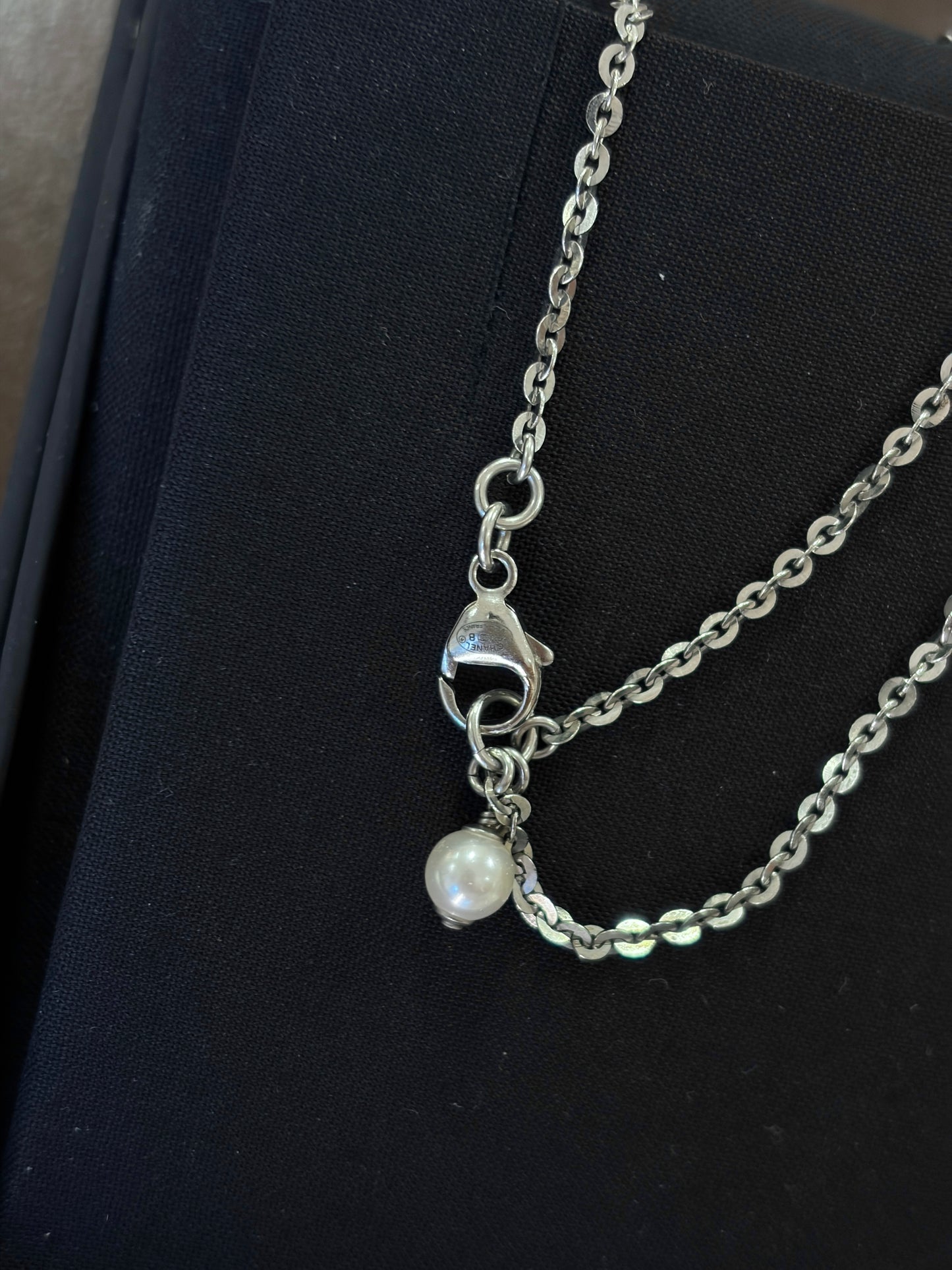 Chanel 2020 Stars Pearls Silver Adjustable Long Necklace