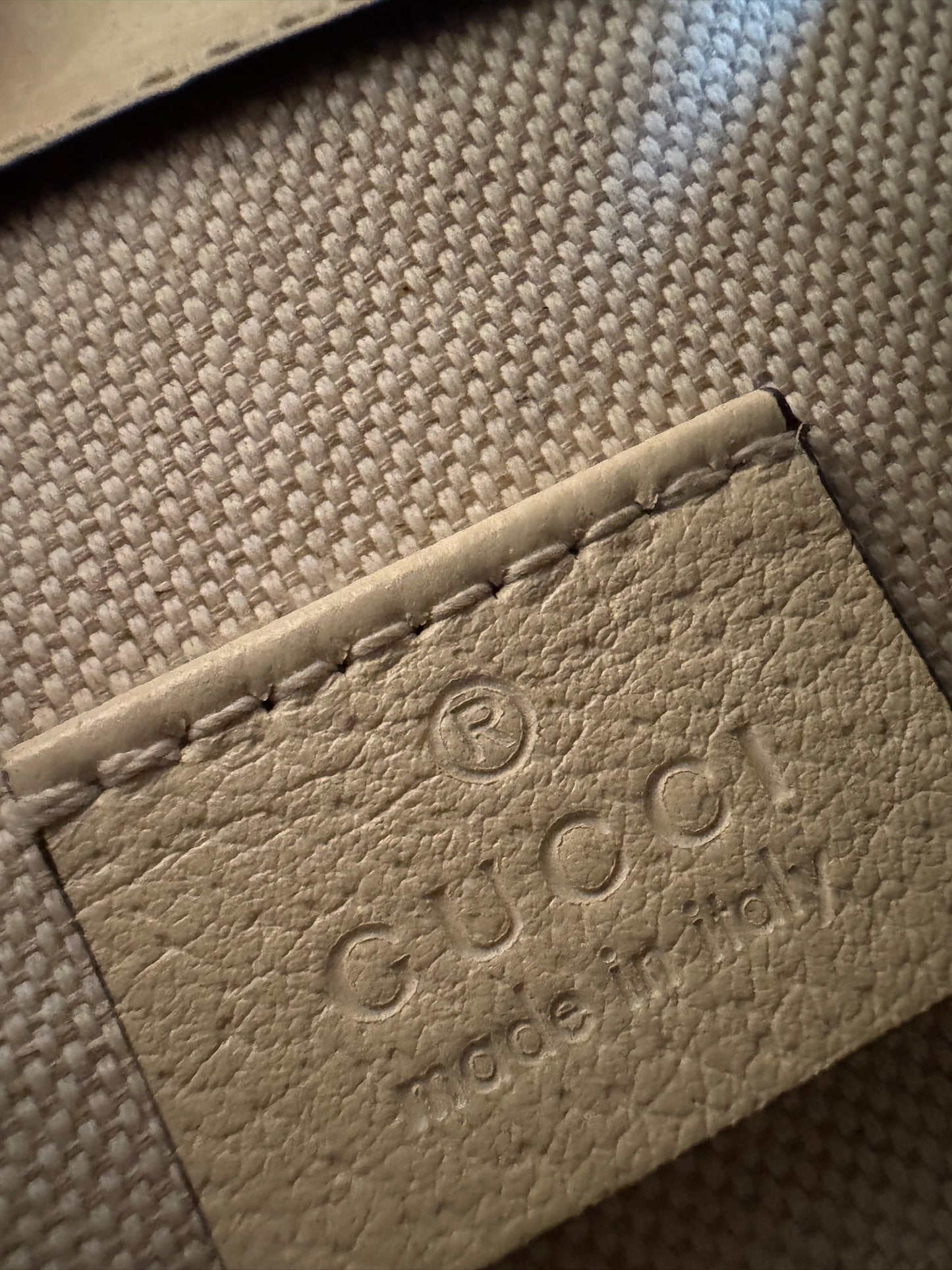 Gucci Dionysus White Leather Crystal Buckle Shoulder Bag