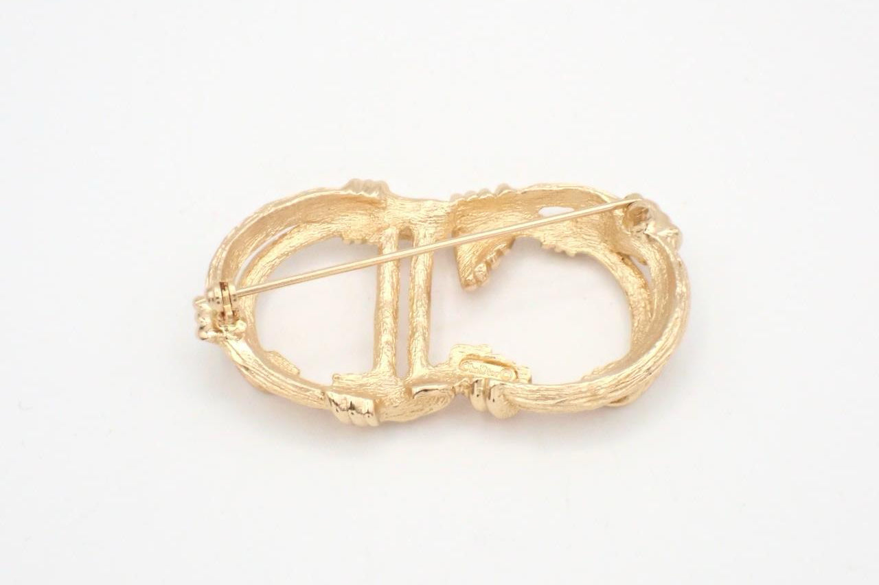 Vintage Dior Textured Double Oval Brooch – Gold Tone